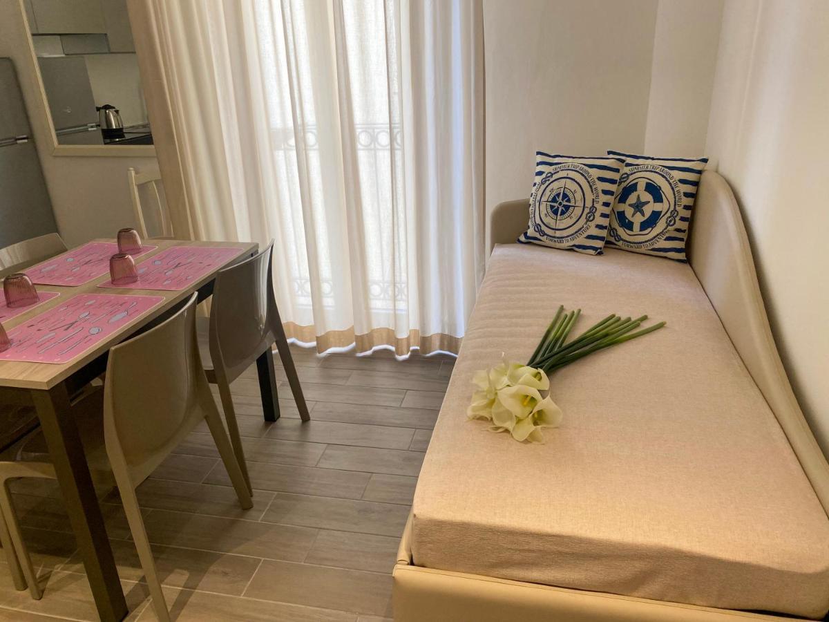 Hotel Philadelphia Cattolica Dış mekan fotoğraf