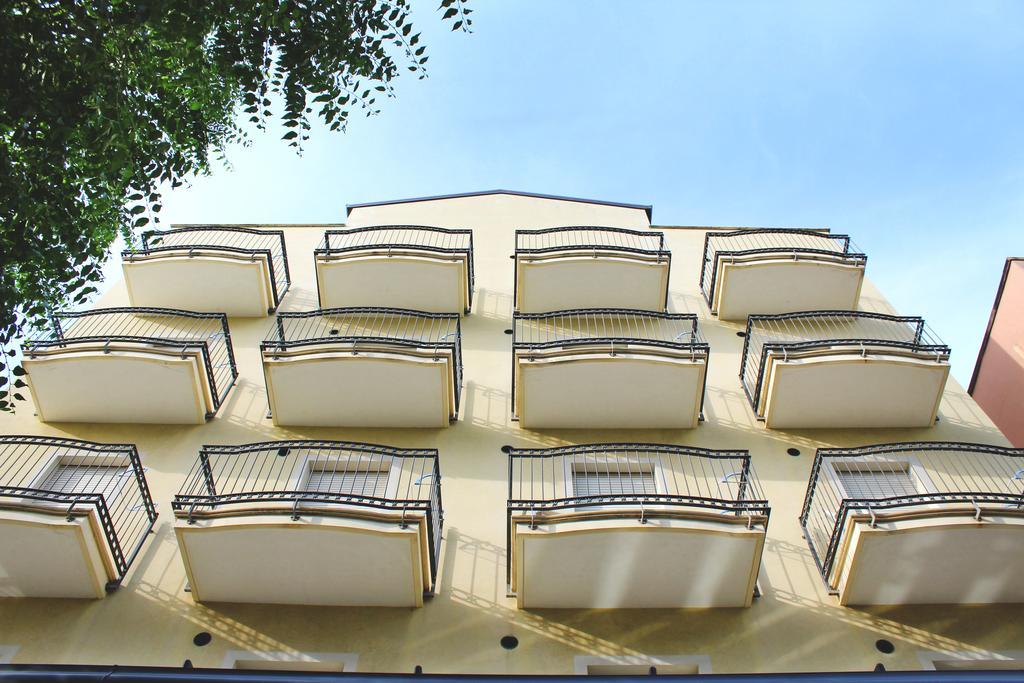 Hotel Philadelphia Cattolica Dış mekan fotoğraf